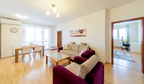 Mieten 3-Zimmer-Wohnung, 3-Zimmer-Wohnung, Gercenova, Bratislava - Pet