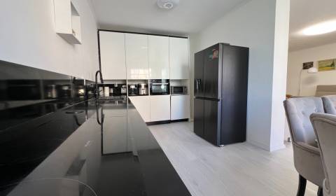 Kaufen 3-Zimmer-Wohnung, 3-Zimmer-Wohnung, Nálepkova, Piešťany, Slowak