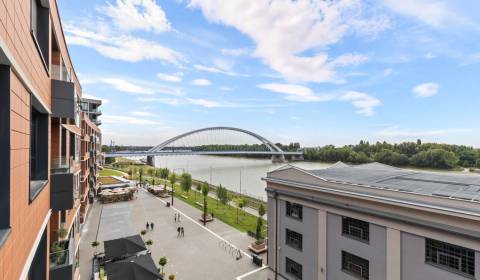 Kaufen 3-Zimmer-Wohnung, 3-Zimmer-Wohnung, Bratislava - Staré Mesto, S