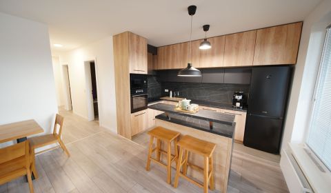 Mieten 3-Zimmer-Wohnung, 3-Zimmer-Wohnung, Inovecká, Košice - Západ, S