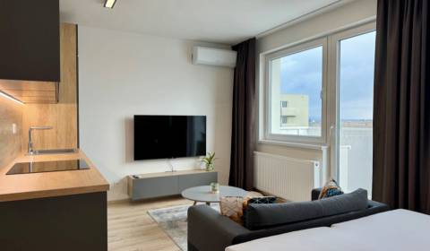 Mieten 1-Zimmer-Wohnung, 1-Zimmer-Wohnung, Ivanská cesta, Bratislava -
