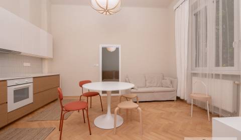 Mieten 2-Zimmer-Wohnung, 2-Zimmer-Wohnung, Tolstého, Bratislava - Star