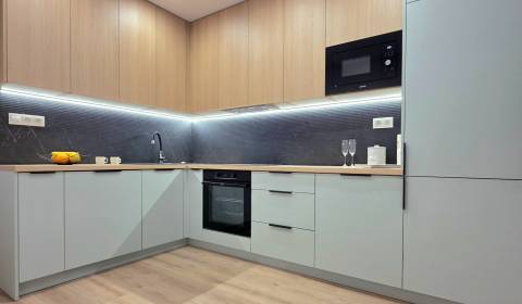 Kaufen 4-Zimmer-Wohnung, 4-Zimmer-Wohnung, Bernolákova, Košice - Západ