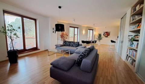 Mieten 2-Zimmer-Wohnung, 2-Zimmer-Wohnung, Štefánikova, Poprad, Slowak