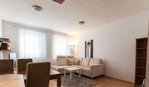 Mieten 2-Zimmer-Wohnung, 2-Zimmer-Wohnung, Mraziarenská, Bratislava - 