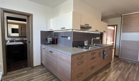 Kaufen 3-Zimmer-Wohnung, 3-Zimmer-Wohnung, Komárno, Slowakei