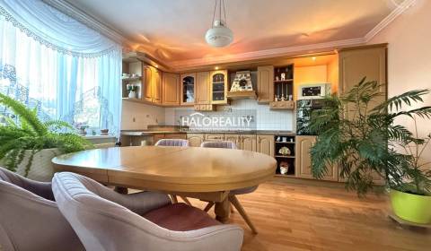 Kaufen Einfamilienhaus, Bánovce nad Bebravou, Slowakei