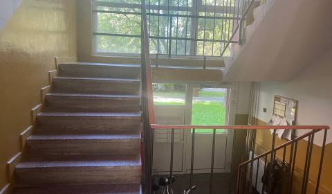 Kaufen 3-Zimmer-Wohnung, 3-Zimmer-Wohnung, Andreja Hlinku, Piešťany, S