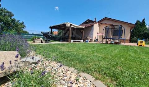 Kaufen Einfamilienhaus, Einfamilienhaus, Topoľčany, Slowakei