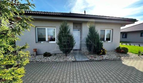 Kaufen Einfamilienhaus, Einfamilienhaus, Nové Zámky, Slowakei