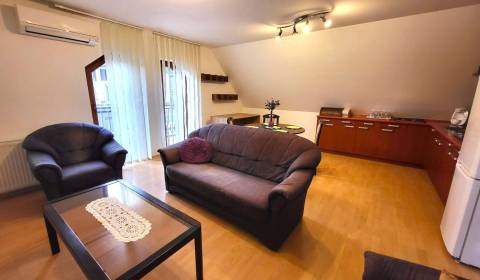 Kaufen Geschäftsräumlichkeiten, Geschäftsräumlichkeiten, Štefánikova, 