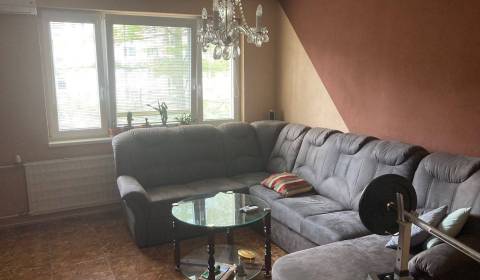 Kaufen 3-Zimmer-Wohnung, 3-Zimmer-Wohnung, Cyrila A Metoda, Bánovce na