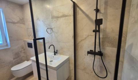 Kaufen 2-Zimmer-Wohnung, 2-Zimmer-Wohnung, Adámiho, Topoľčany, Slowake