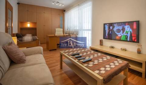 Mieten 2-Zimmer-Wohnung, 2-Zimmer-Wohnung, Blumentálska, Bratislava - 