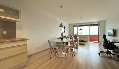 Kaufen 2-Zimmer-Wohnung, 2-Zimmer-Wohnung, Martinčekova, Bratislava - 