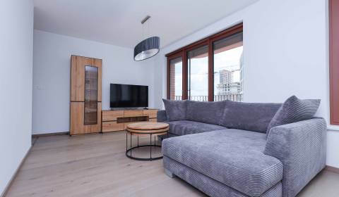 Kaufen 2-Zimmer-Wohnung, 2-Zimmer-Wohnung, Košická, Bratislava - Ružin
