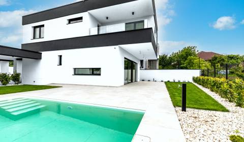 Kaufen Einfamilienhaus, Einfamilienhaus, Nitra, Slowakei