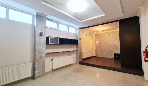 Mieten Büros, Büros, Malokarpatské námestie, Bratislava - Lamač, Slowa