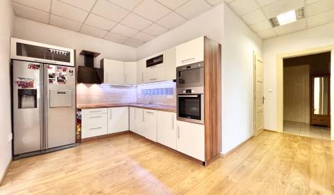 Kaufen Einfamilienhaus, Einfamilienhaus, Žilina, Slowakei