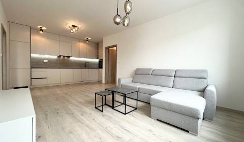 Mieten 2-Zimmer-Wohnung, 2-Zimmer-Wohnung, Na pažiti, Trenčín, Slowake