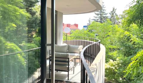 Mieten 4-Zimmer-Wohnung, 4-Zimmer-Wohnung, Okánikova, Bratislava - Sta