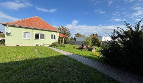 Kaufen Einfamilienhaus, Einfamilienhaus, Topoľčany, Slowakei