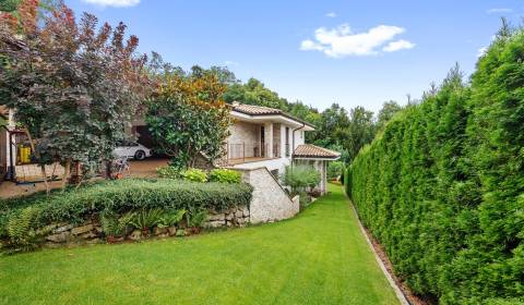 Modernes Einfamilienhaus mit Naturblick in Bratislava