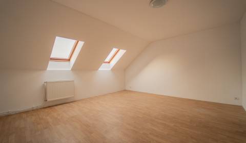 Kaufen Einfamilienhaus, Einfamilienhaus, Školská, Pezinok, Slowakei