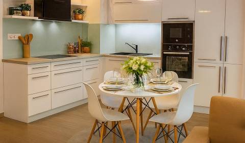 Kaufen 3-Zimmer-Wohnung, 3-Zimmer-Wohnung, Bernolákova, Bratislava - S