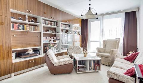 Kaufen 3-Zimmer-Wohnung, 3-Zimmer-Wohnung, Nové Zámky, Slowakei