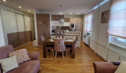 Kaufen 3-Zimmer-Wohnung, 3-Zimmer-Wohnung, Komárno, Slowakei