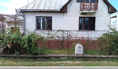 Kaufen Einfamilienhaus, Trebišov, Slowakei