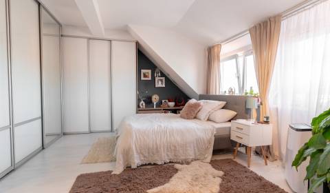 Kaufen 3-Zimmer-Wohnung, 3-Zimmer-Wohnung, Bratislava - Staré Mesto, S