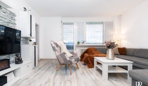 Kaufen 3-Zimmer-Wohnung, 3-Zimmer-Wohnung, Svobodu, Trenčín, Slowakei