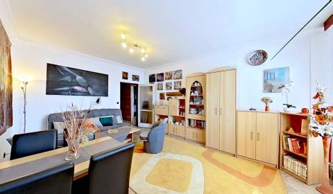 Kaufen 3-Zimmer-Wohnung, 3-Zimmer-Wohnung, Čsl. Parašutistov, Bratisla