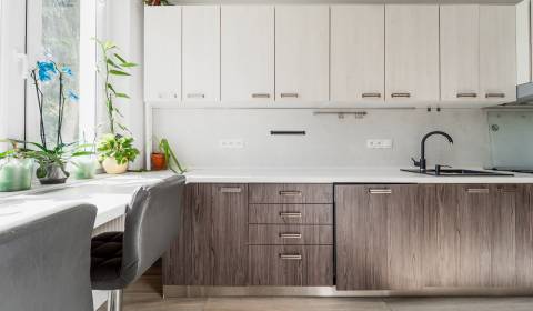 Kaufen 3-Zimmer-Wohnung, 3-Zimmer-Wohnung, Nové Mesto nad Váhom, Slowa