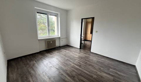 Kaufen 3-Zimmer-Wohnung, 3-Zimmer-Wohnung, P.O. Hviezdoslava, Zvolen, 