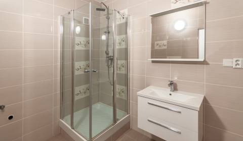 Kaufen 3-Zimmer-Wohnung, 3-Zimmer-Wohnung, G. Bethlena, Nové Zámky, Sl