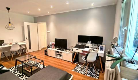 Kaufen 2-Zimmer-Wohnung, 2-Zimmer-Wohnung, Polereckého, Bratislava - P