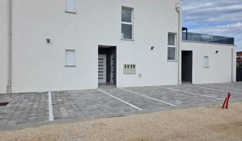 KROATIEN - Wohnung in ruhiger Lage - SABUNIKE, Nin