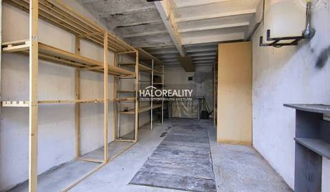 Kaufen Garage, Bratislava - Nové Mesto, Slowakei