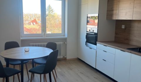 Mieten 1-Zimmer-Wohnung, 1-Zimmer-Wohnung, 9. mája, Banská Bystrica, S