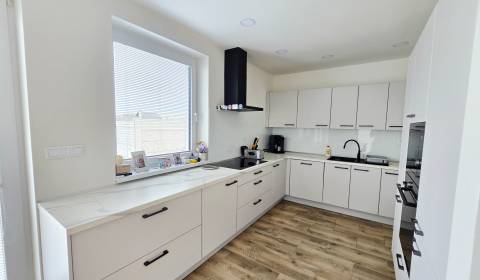 Kaufen Einfamilienhaus, Einfamilienhaus, Veterná, Piešťany, Slowakei