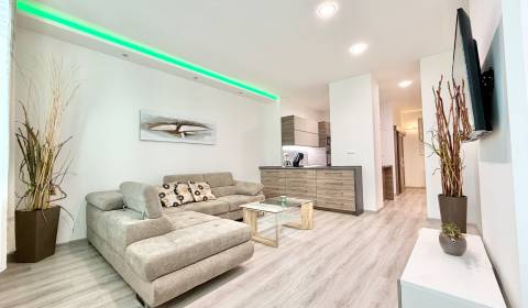 2 Zimmer Wohnung, Pivovarská, zu vermieten, Žilina, Slowakei