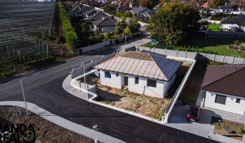 Kaufen Einfamilienhaus, Einfamilienhaus, Topoľčany, Slowakei