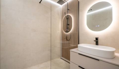 Kaufen 3-Zimmer-Wohnung, 3-Zimmer-Wohnung, Pod kaštieľom, Ilava, Slowa