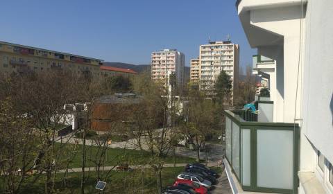 Suche 2-Zimmer-Wohnung, 2-Zimmer-Wohnung, Ružinov, Bratislava - Ružino