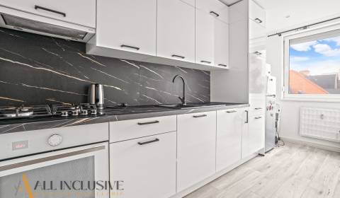 Kaufen 3-Zimmer-Wohnung, 3-Zimmer-Wohnung, Nová Ves, Dunajská Streda, 