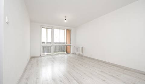 Kaufen 3-Zimmer-Wohnung, 3-Zimmer-Wohnung, Mateja Bela, Trenčín, Slowa