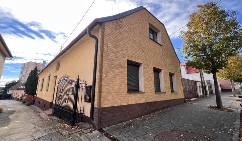 Kaufen 4-Zimmer-Wohnung, 4-Zimmer-Wohnung, Bratislava - Rača, Slowakei